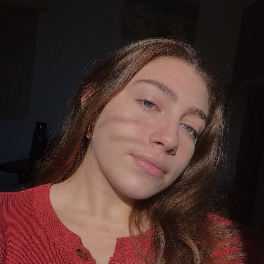 Meet your Posher, Gaby